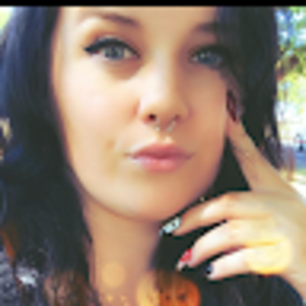 Meet your Posher, Lacey